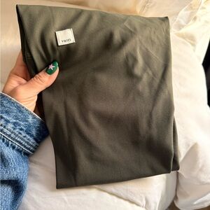 Vuori Forest Green Activewear All The Feels